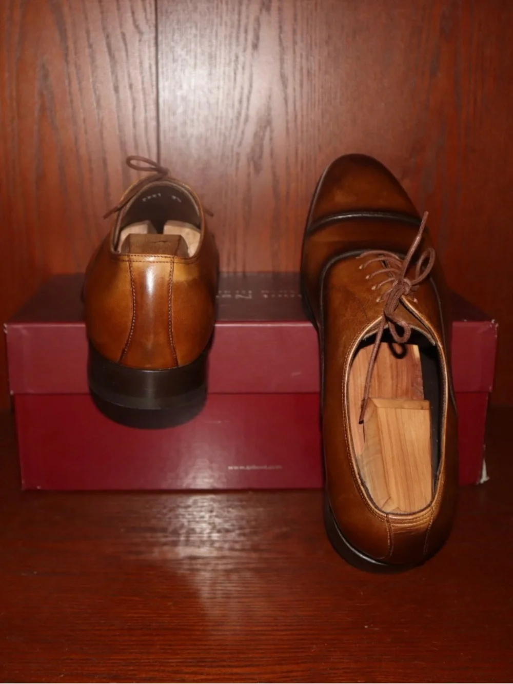 To Boot Brown Burnished Cap-Toe Oxford Lace-Up